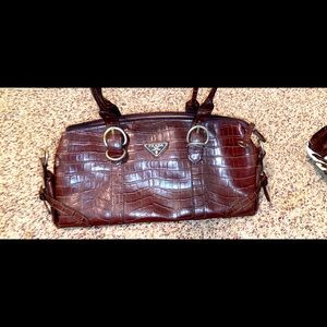 Look alike Designer Purse. Never used; in great condition